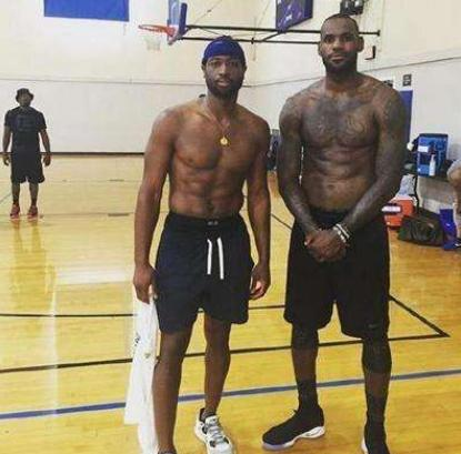 情绪不稳就 情绪不稳就